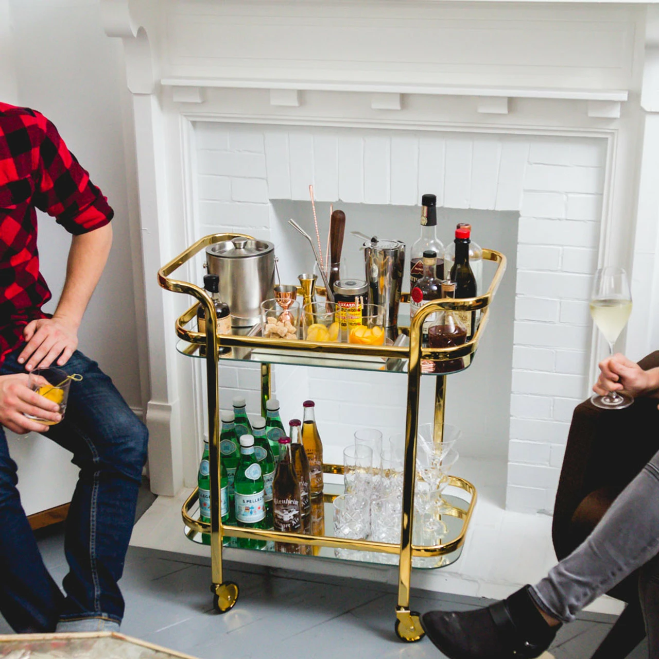 Viski Belmont Two-Tiered Bar Cart With Mirrored Shelves - Gold Plated Stainless Steel 6 Viski Belmont Two-Tiered Bar Cart With Mirrored Shelves - Gold Plated Stainless Steel - Image 4