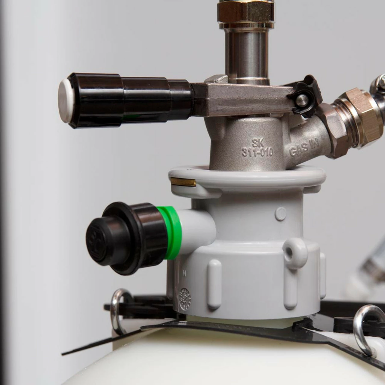 Pressure Relief Valve For Cleaning Bottle Cap 4 Pressure Relief Valve For Cleaning Bottle Cap - Image 2