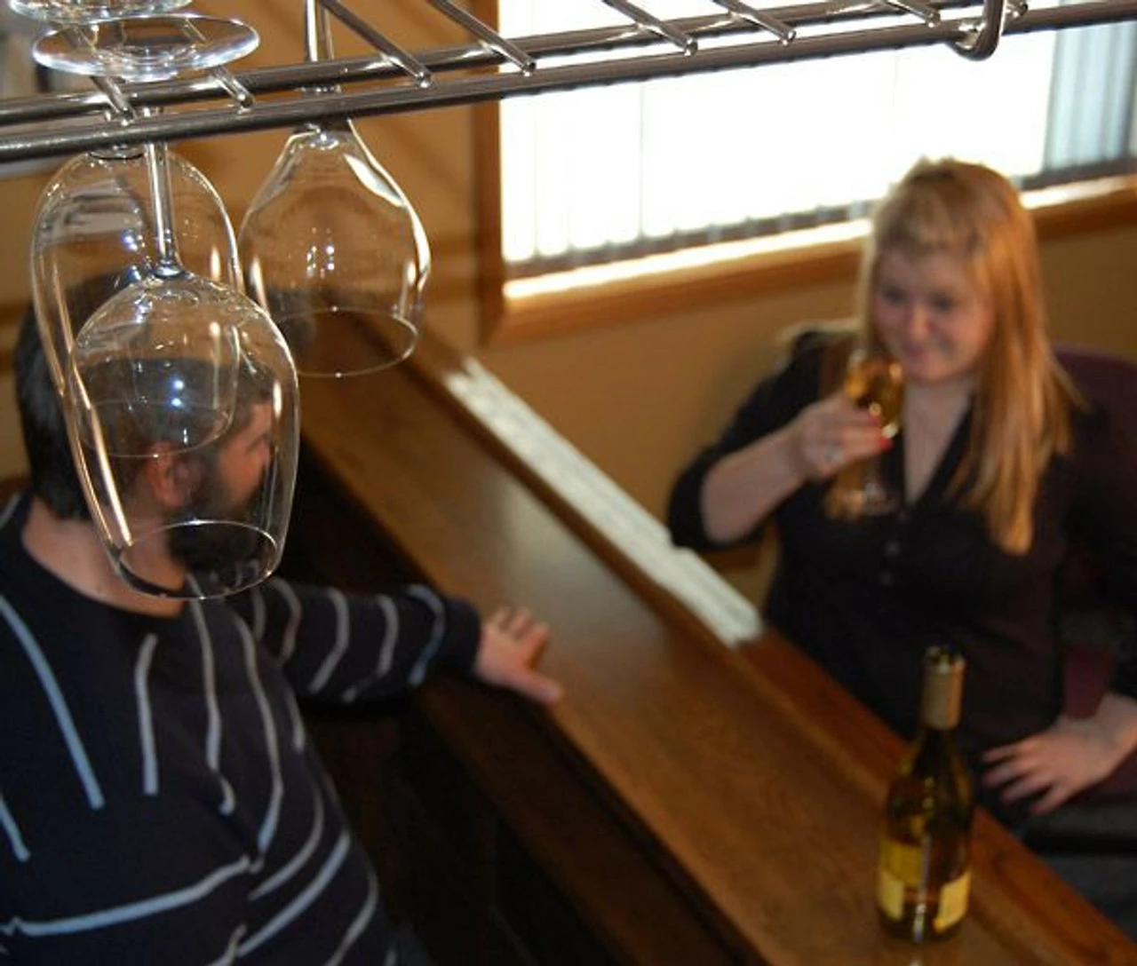 11-Channel Overhead Glass Rack - Chrome 5 11-Channel Overhead Glass Rack - Chrome - Image 3