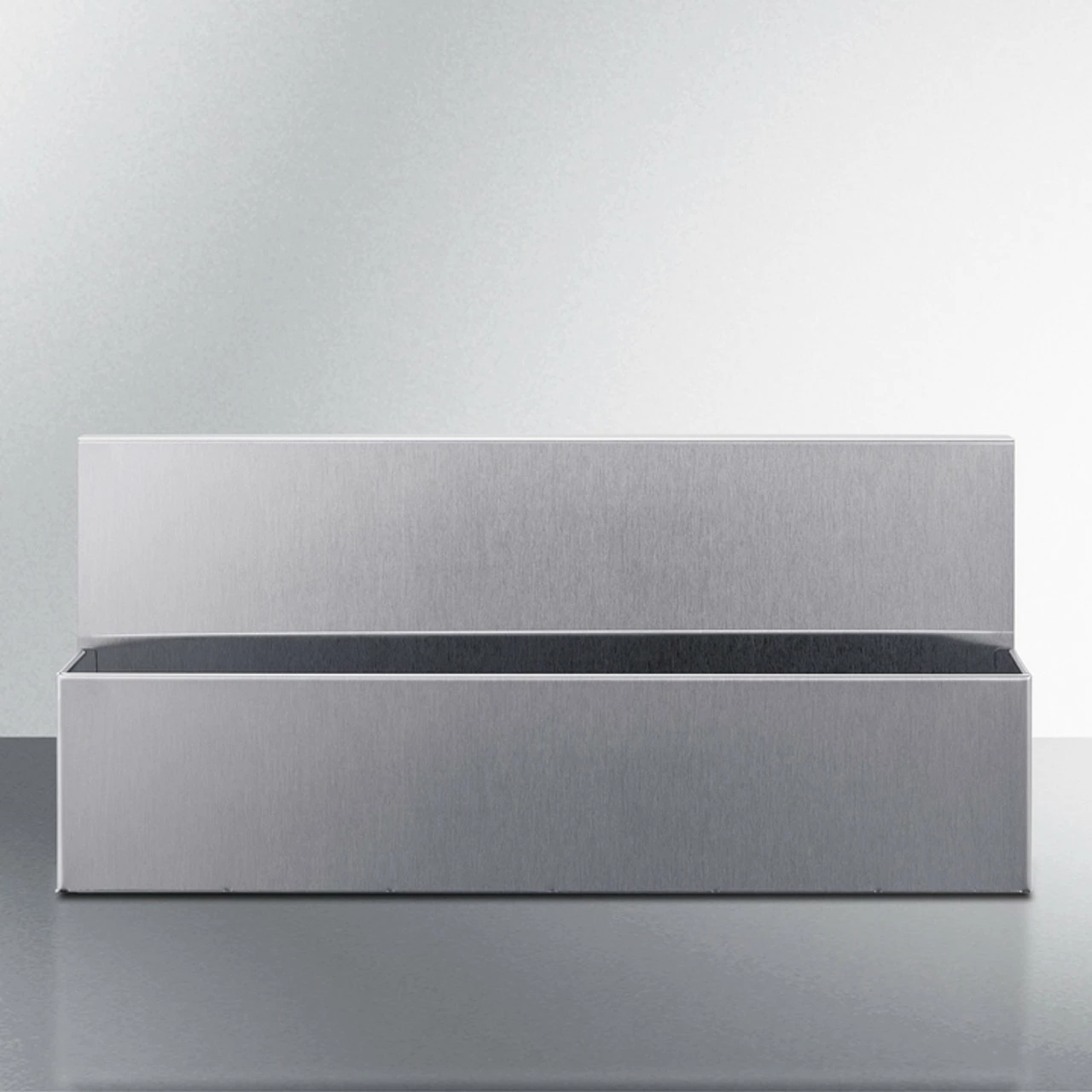 Summit Professional Single-Tier Speed Rail - 18"L - 304 Grade Stainless Steel 4 Summit Professional Single-Tier Speed Rail - 18"L - 304 Grade Stainless Steel - Image 2