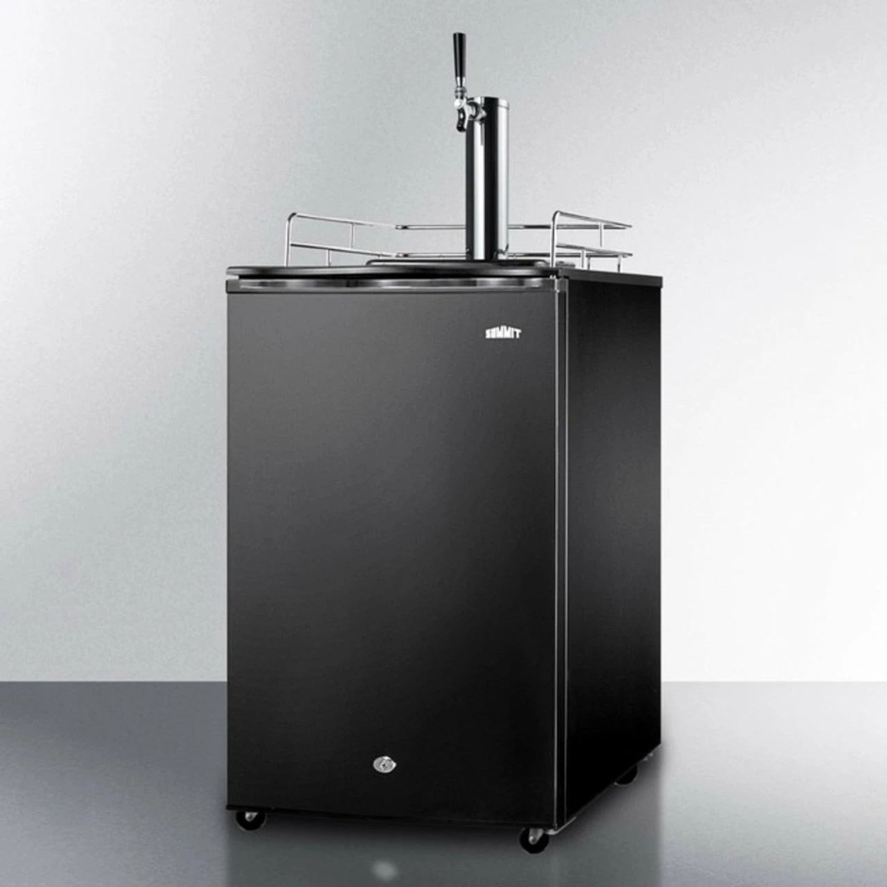 None Summit Wine Kegerator - 1 Tap - Black 4 None Summit Wine Kegerator - 1 Tap - Black - Image 2